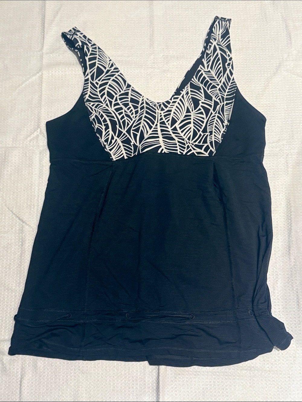 lululemon Women's Black Tank Top with White Leaf Print